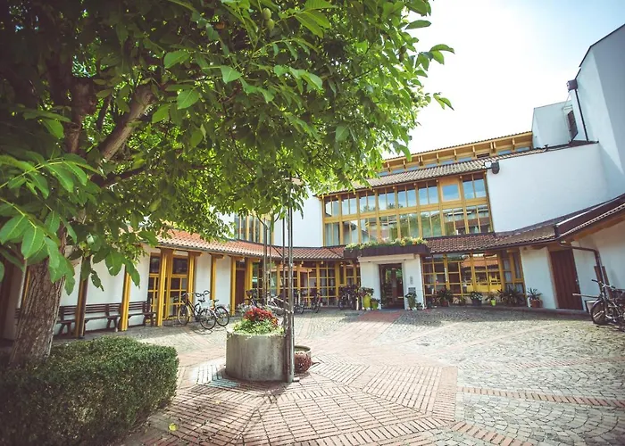 Hotel Und Appartementhof Waldeck