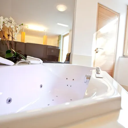 Und Appartementhof Waldeck Hotell