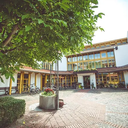 Hotel Und Appartementhof Waldeck